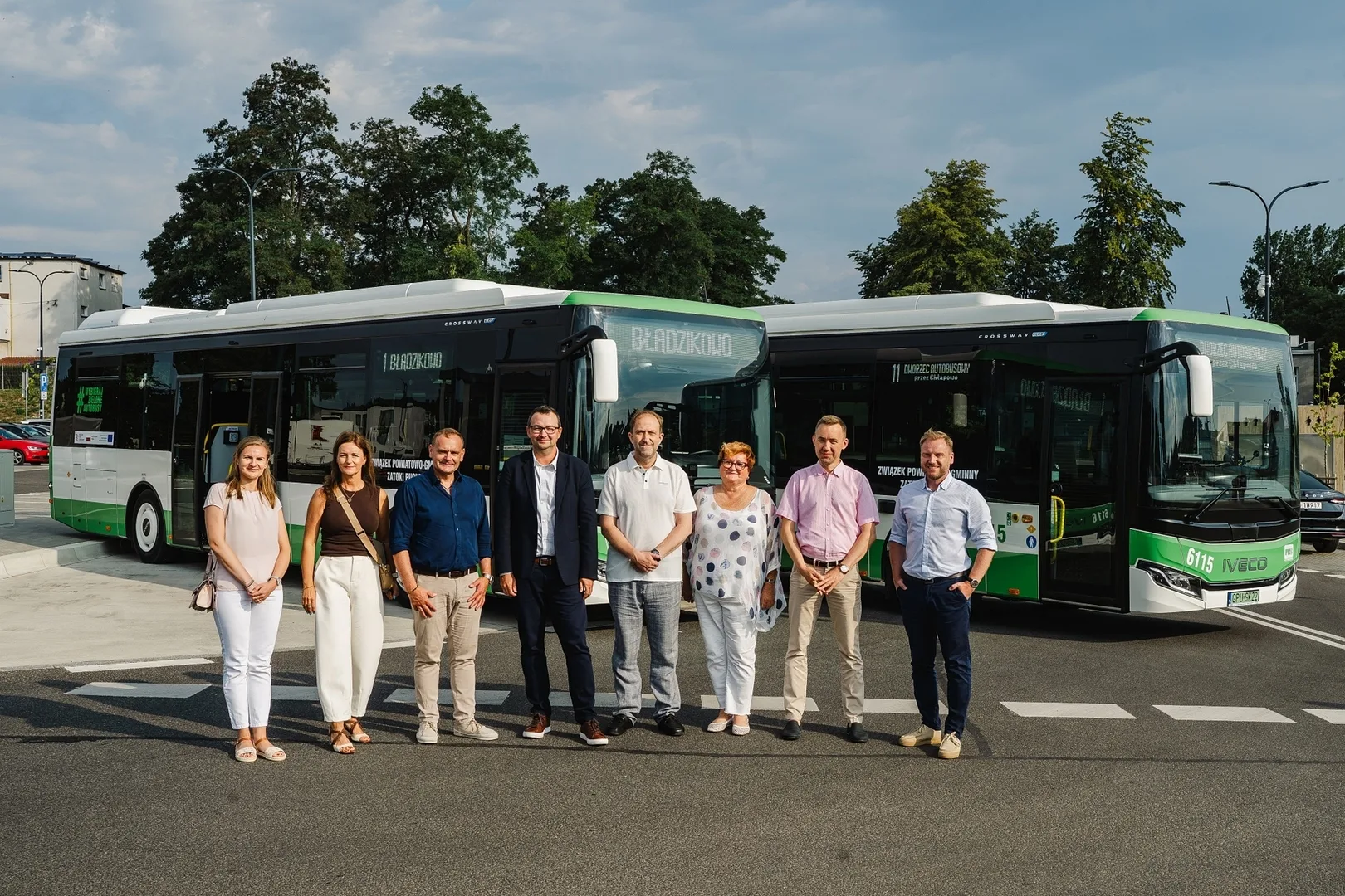 Elektryczne autobusy IVECO wyjechały na trasy w powiecie puckim
