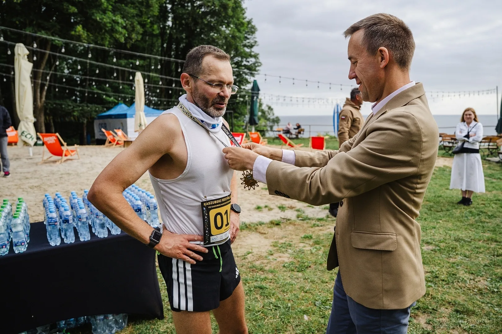 Kaszubski Festiwal Biegowy wystartował o świcie. Trasa prowadziła także przez gminę Puck