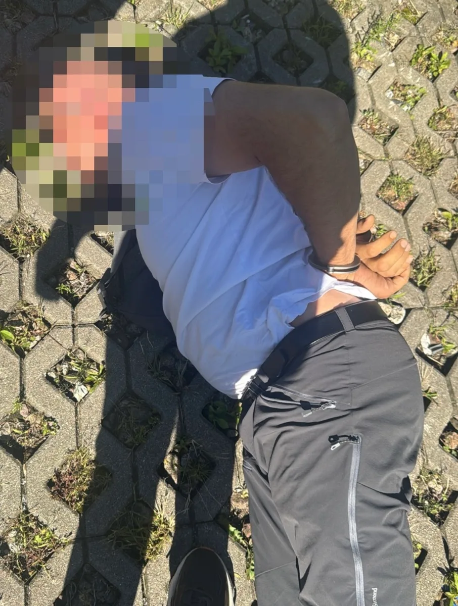 Gdańsk. 40-latek aresztowany po kradzieży mercedesa