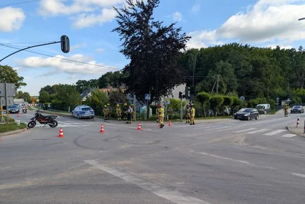 Pępowo. 21-latek aresztowany po wypadku z motocyklistą i ucieczce